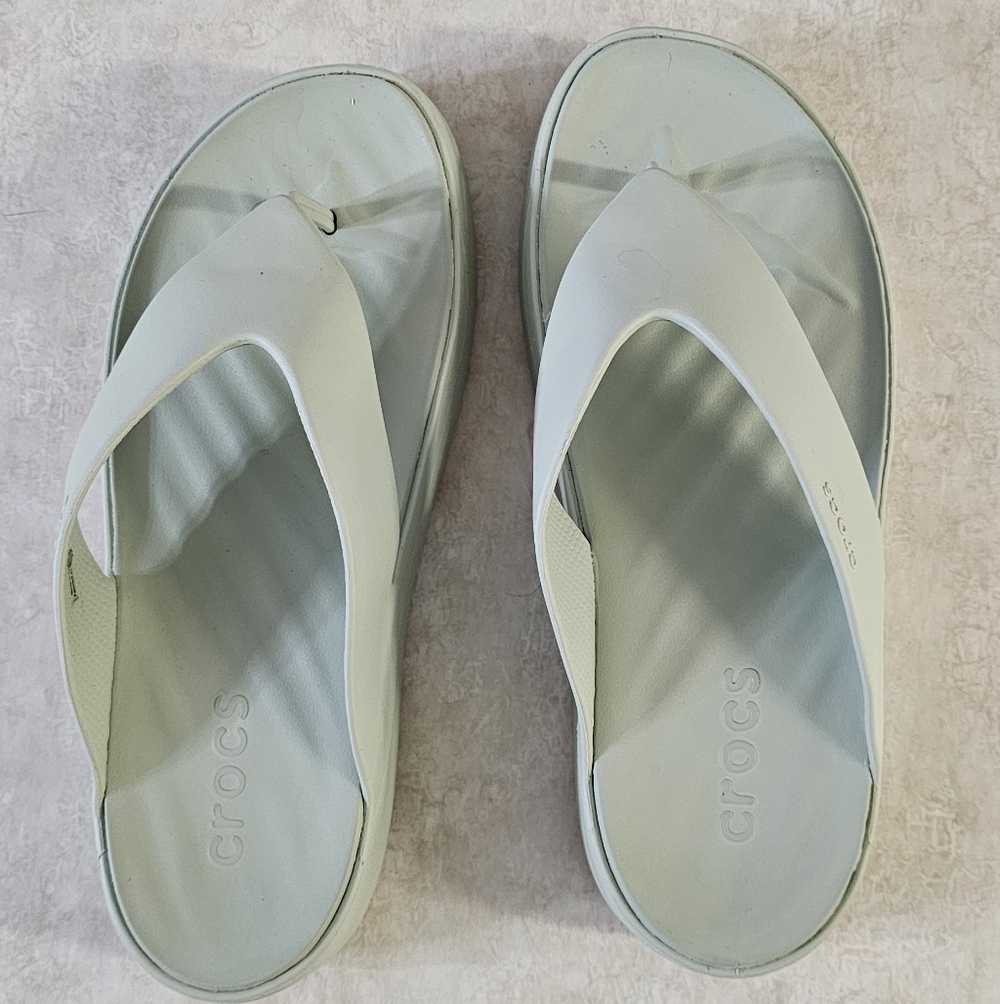 Crocs Getaway Platform Flip Flops Size 9